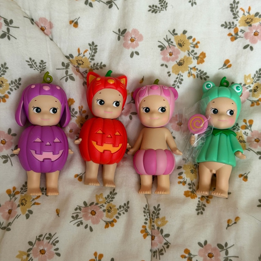 Sonny Angel pumpkin patch series bundle 🎃✨ (discontinued)